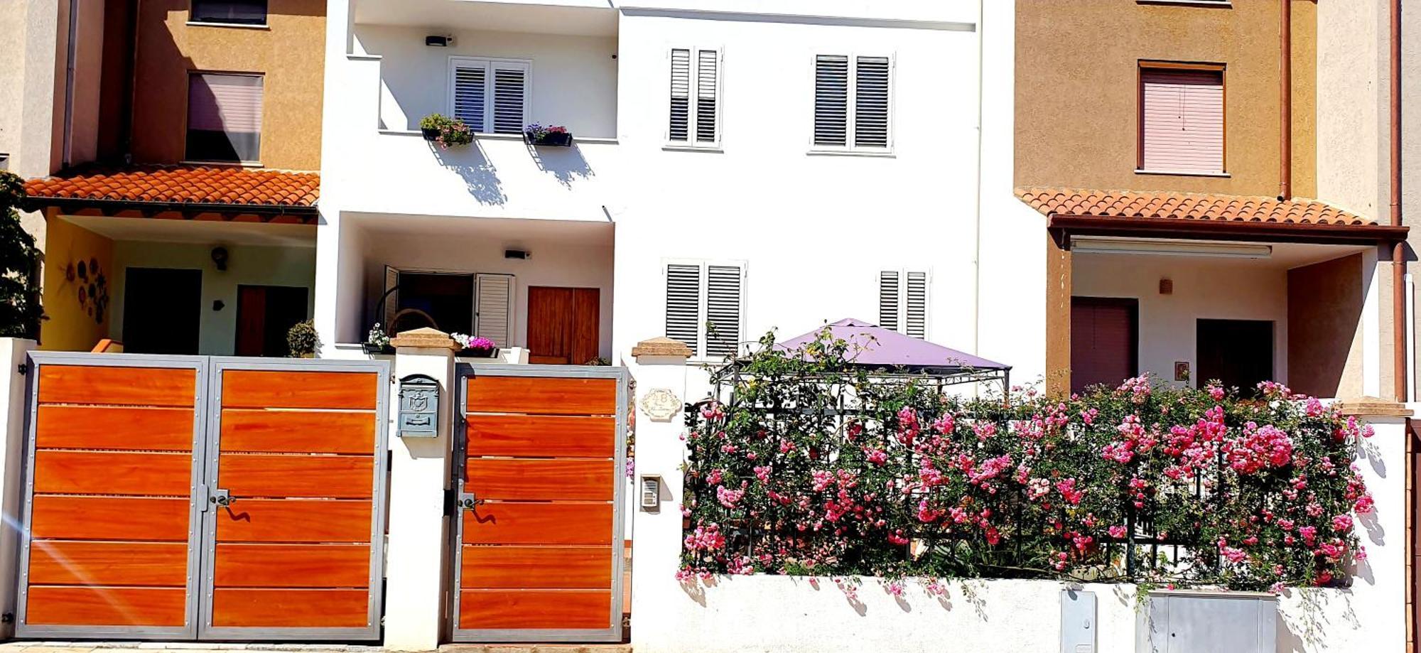 Appartamento Porto Frailis Tortoli Ngoại thất bức ảnh
